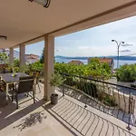 Im Erdgeschoss Mit Terrasse By Interhome
