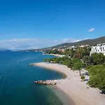 Im Erdgeschoss Mit Terrasse By Interhome Цриквеница