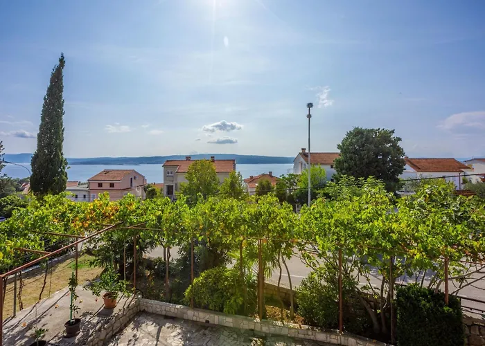 Im Erdgeschoss Mit Terrasse By Interhome * Crikvenica