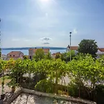 Im Erdgeschoss Mit Terrasse By Interhome * Crikvenica